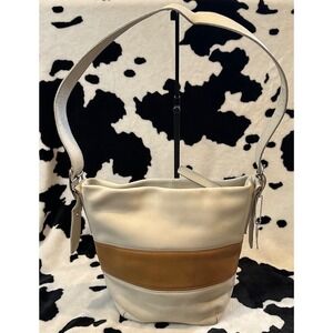 Coach Vintage 9173 Leather Bucket Bag Two Tone White Tan Shoulder Bag